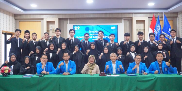 FISIP UMSU Luluskan 26 Sarjana, Mahasiswa Asing Asal Thailand Turut Raih Gelar